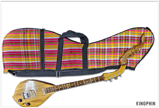 P̄ĥā k̄hāwm̂ā (ผ้าขาวม้า) Case
